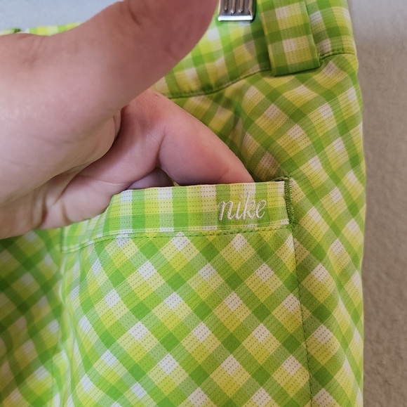Nike Golf Dri-FIT skort. Green yellow white plaid. Size 6. - Picture 7 of 16